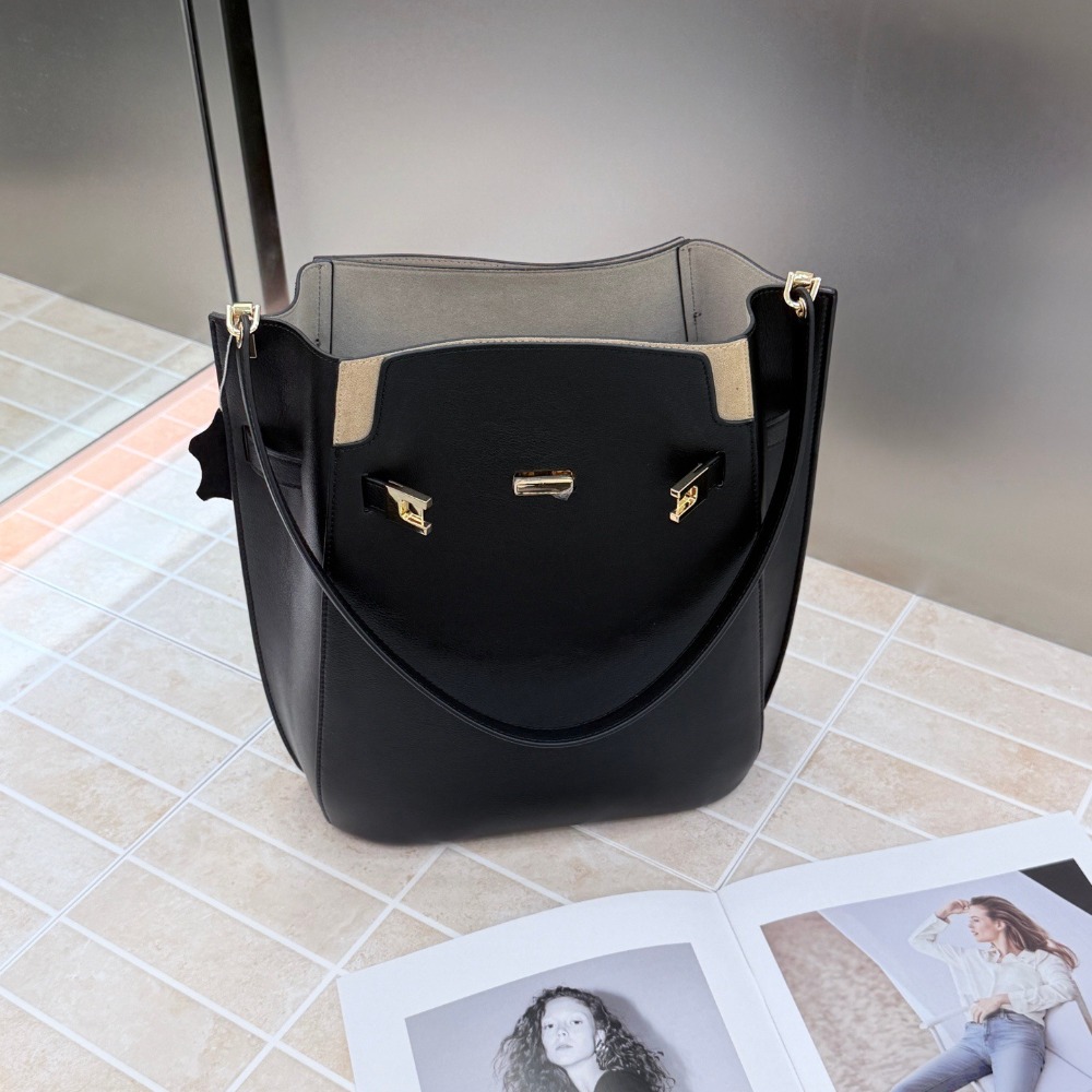 Nova Bolsa Bucket Estilo Old M - Luxury Bags Leather avaliação e preço